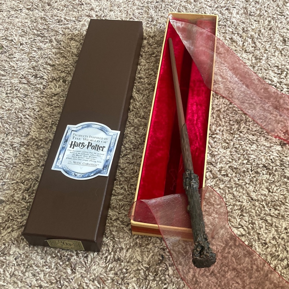Harry Potter wand - Noble Collection
